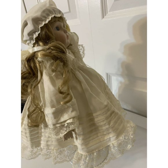 Vintage Musical Porcelain Bradley’s Doll Big Eye Girl 14” - Picture 6 of 11